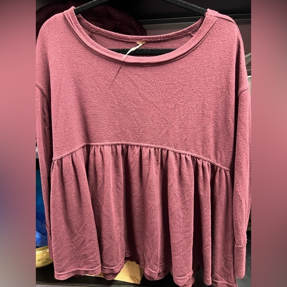 Free People Women’s Long Sleeved Sz XS Burgundy Shirt We The Free Babydoll shirt